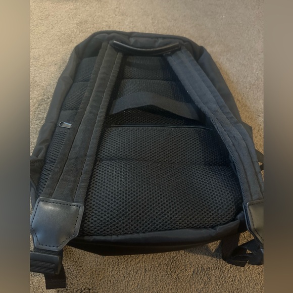 Small laptop backpack - Picture 5 of 6